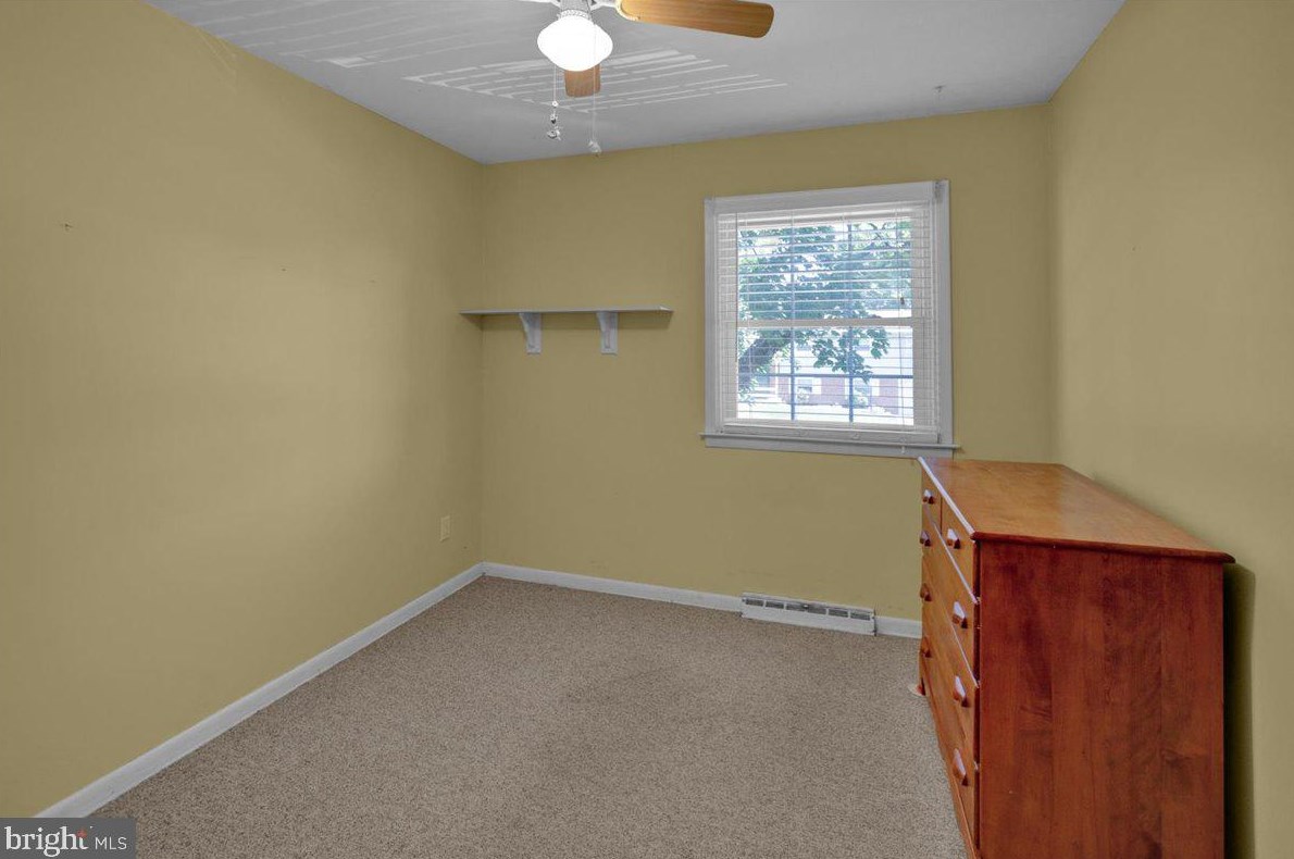 1932 Crooked Oak Dr, Lancaster PA  17601-6425 exterior