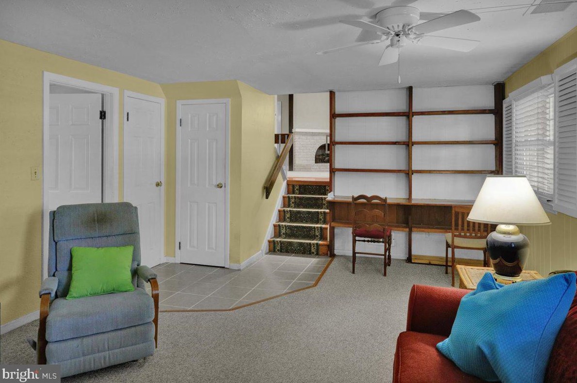 1932 Crooked Oak Dr, Lancaster PA  17601-6425 exterior