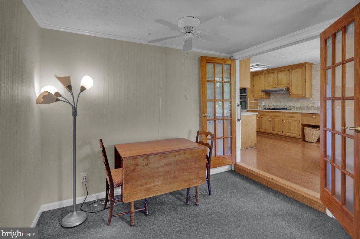 1932 Crooked Oak Dr, Lancaster PA  17601-6425 exterior