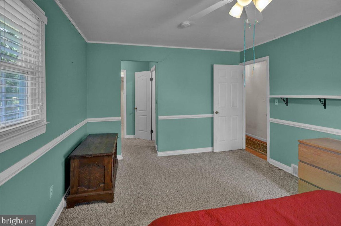 1932 Crooked Oak Dr, Lancaster PA  17601-6425 exterior