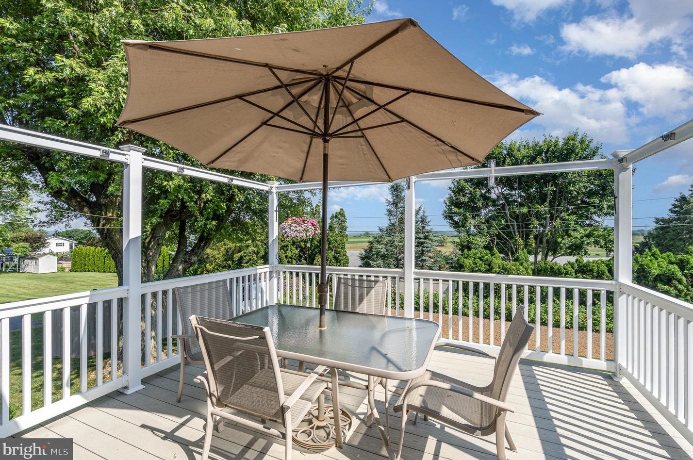 401 Myer Ter, Bareville PA  17540-1218 exterior