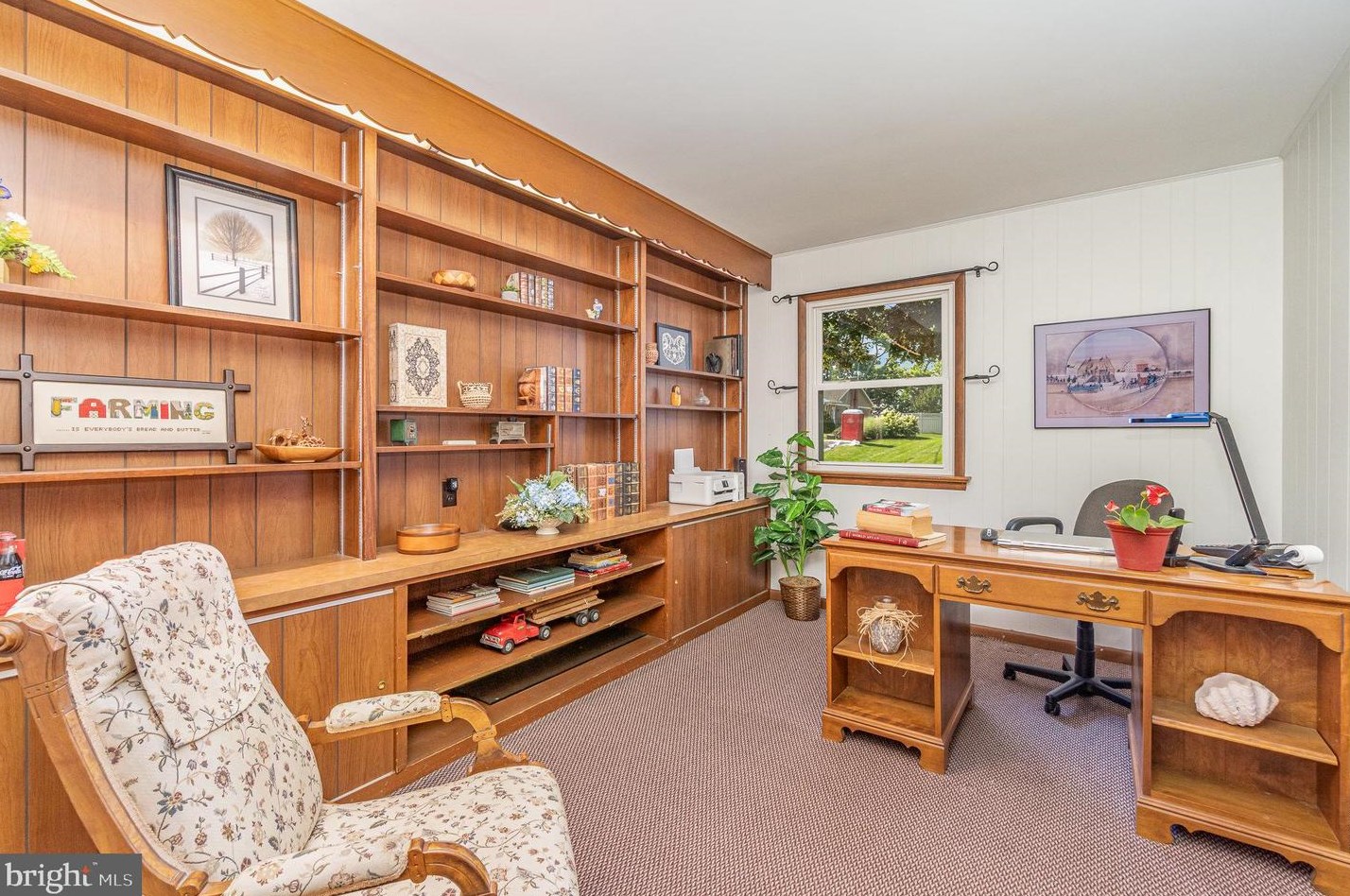 401 Myer Ter, Bareville PA  17540-1218 exterior