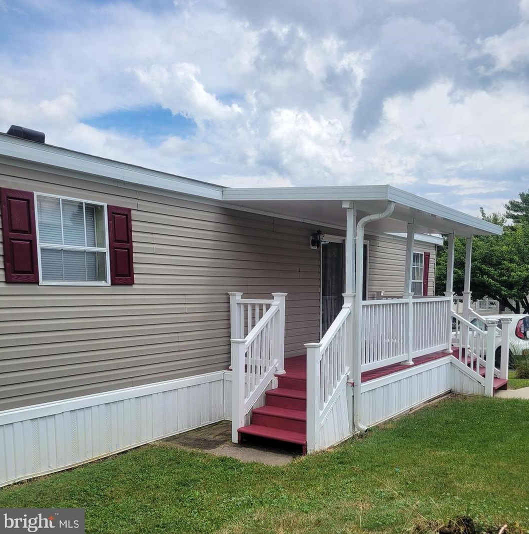 755 Sherry Ln, Lancaster, PA 17601