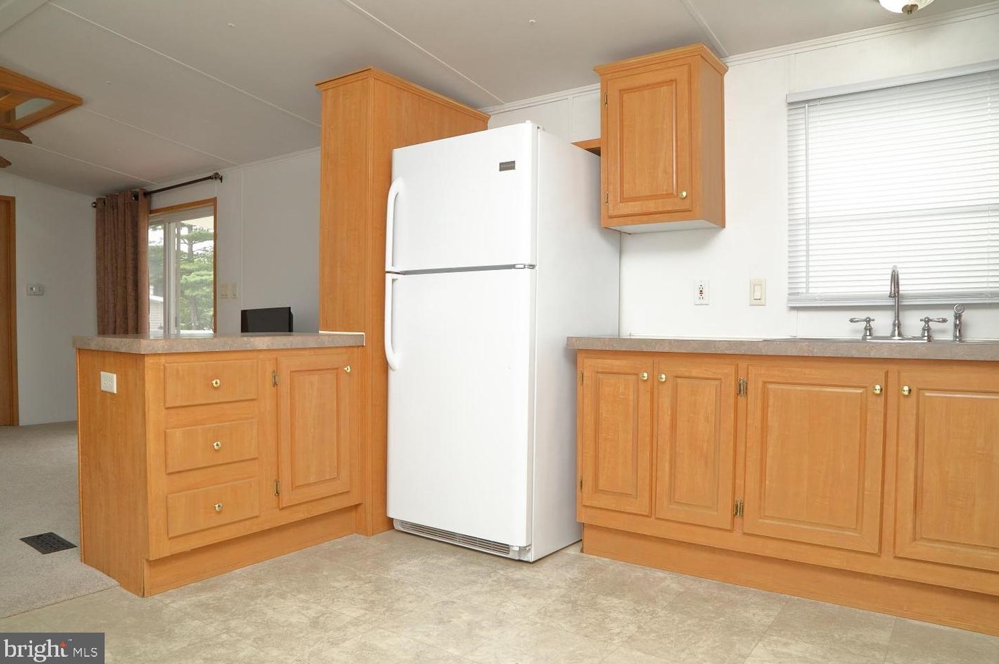 755 Sherry Ln, Lancaster PA  17601-5829 exterior