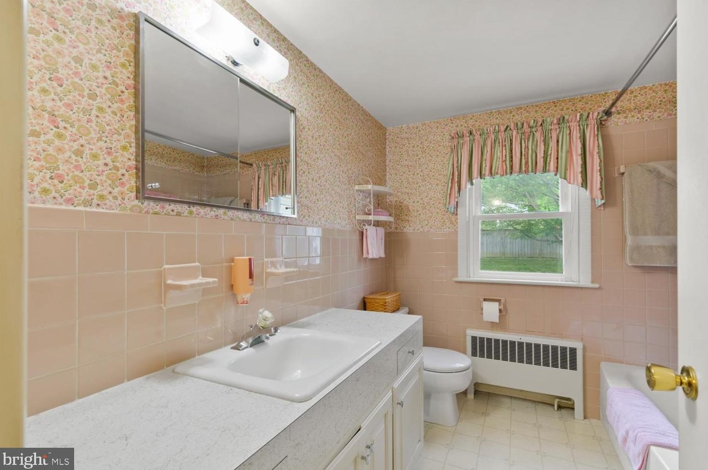 707 Darby Ln, Lancaster PA 17601-2008 exterior