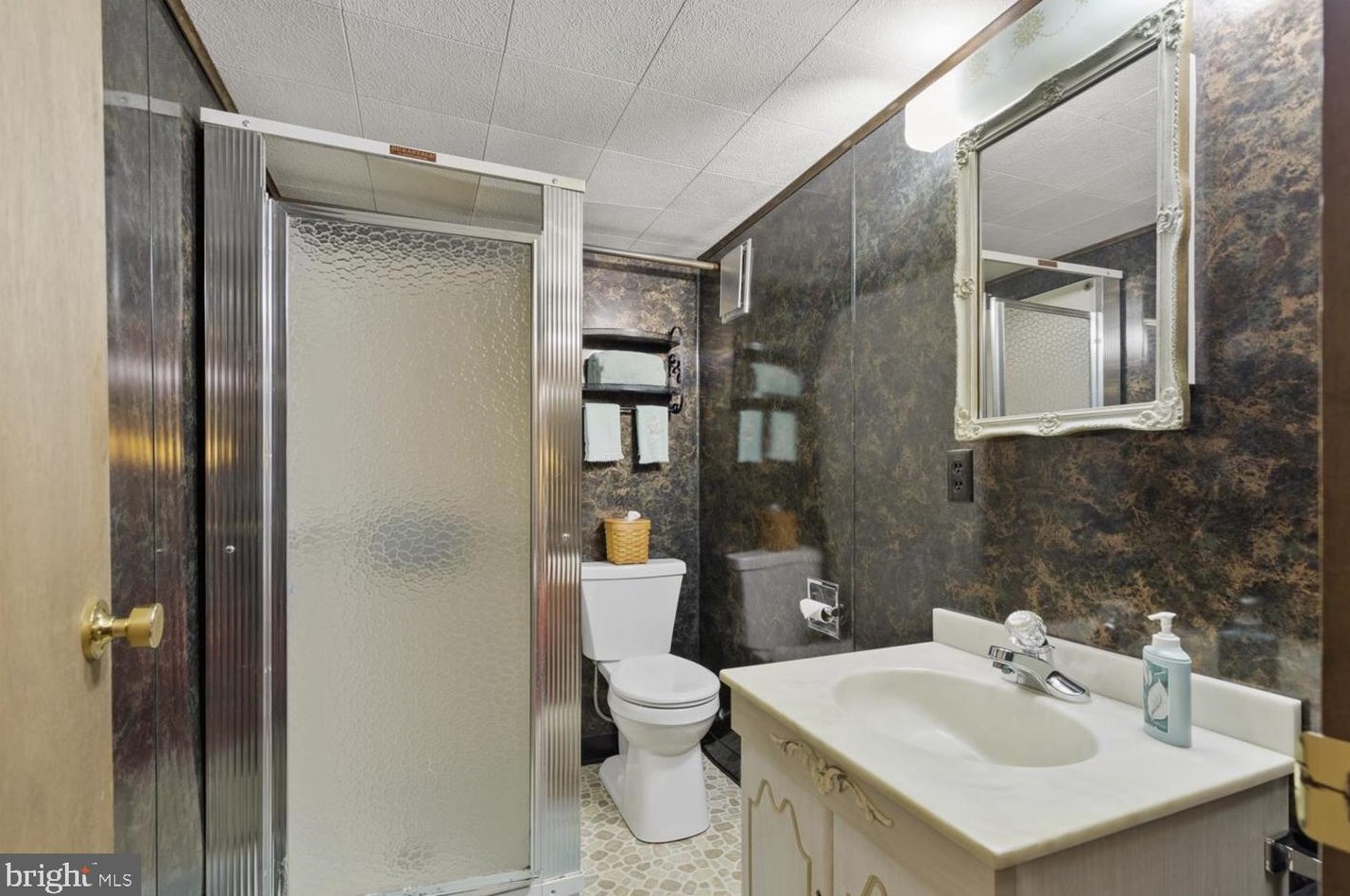 707 Darby Ln, Lancaster PA 17601-2008 exterior