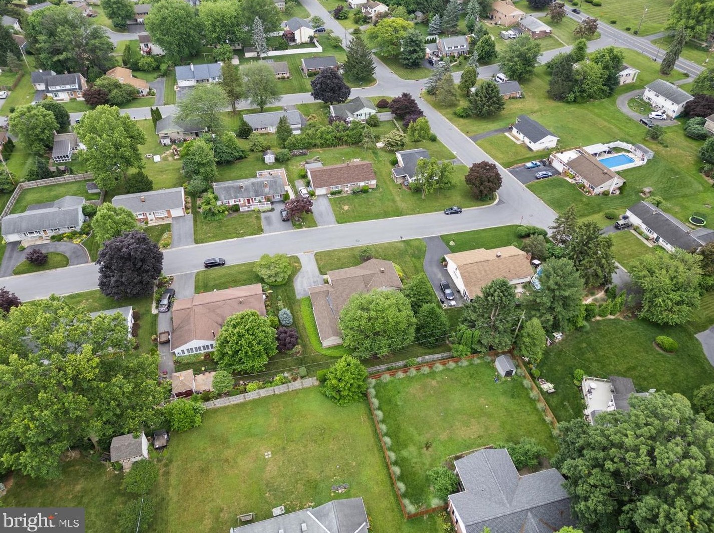 707 Darby Ln, Lancaster PA 17601-2008 exterior