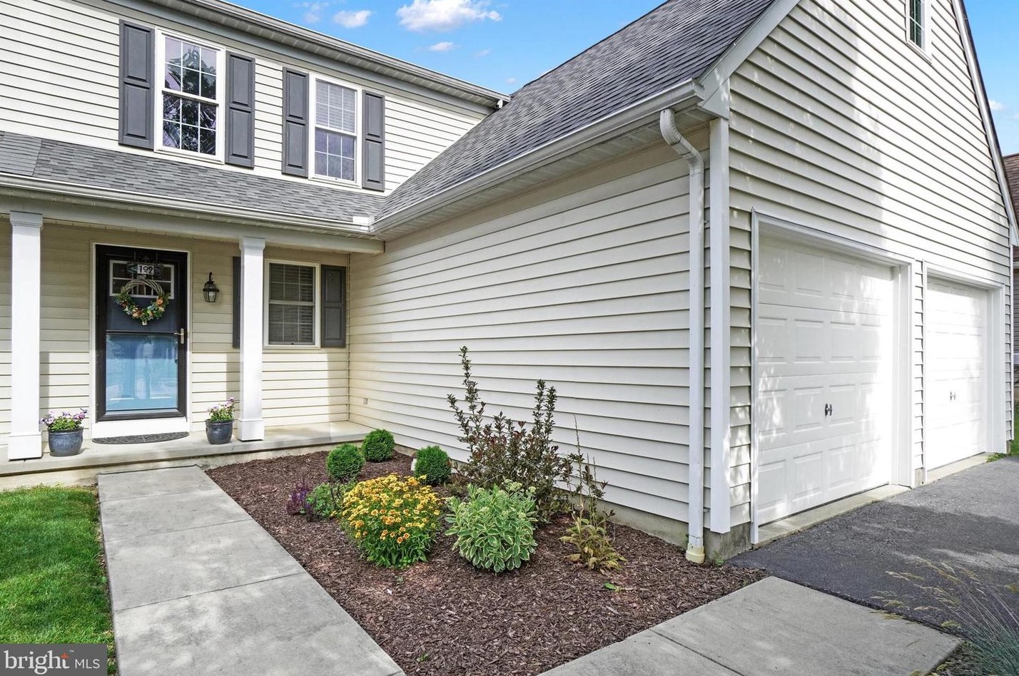 102 Eagle Path, Mountville, PA 17554-1859