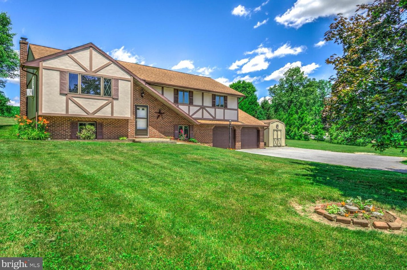 470 Baumgardner Rd, Willow, PA 17584
