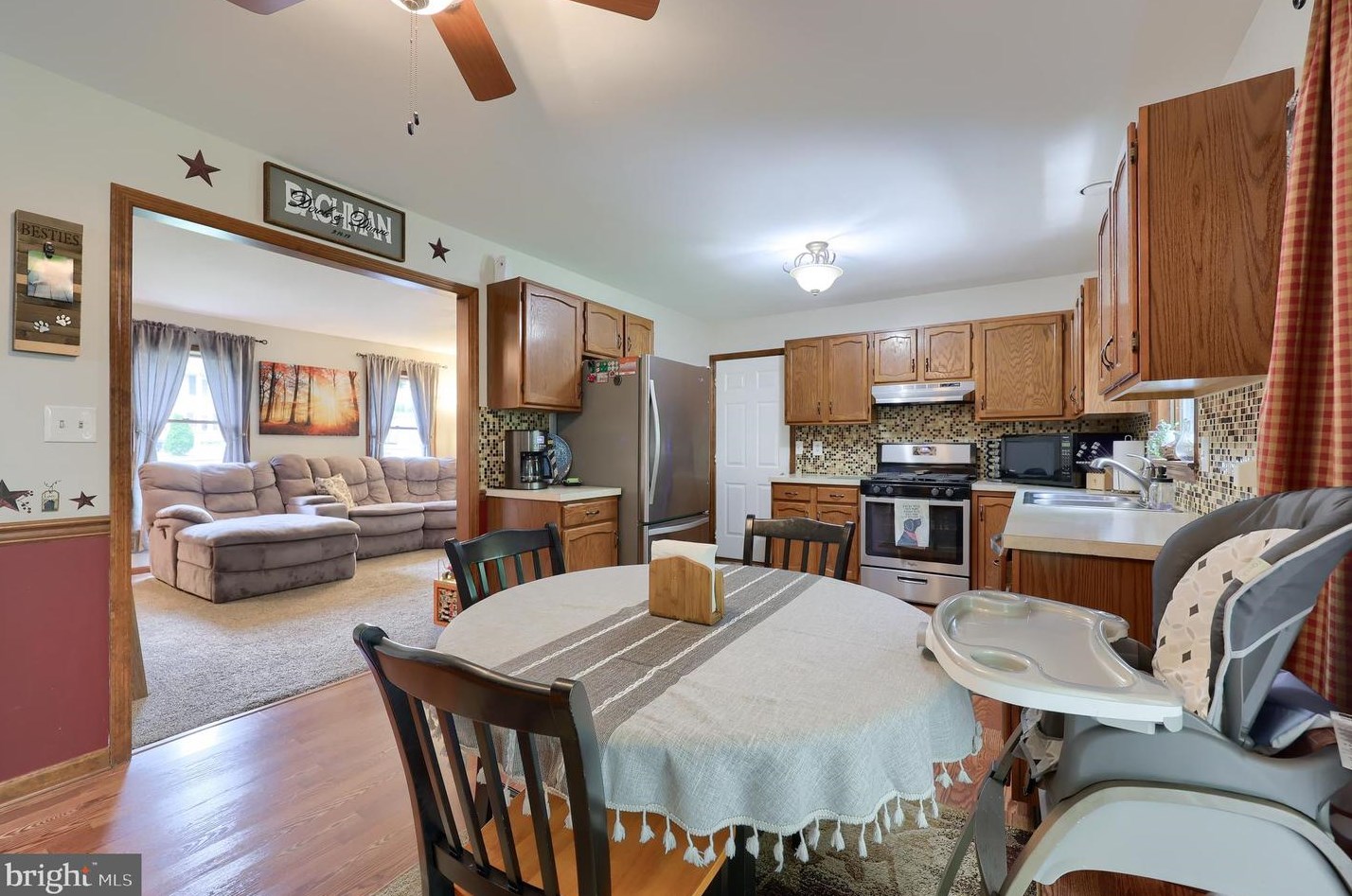 31 Riverside Ave, Lancaster PA  17602-3246 exterior