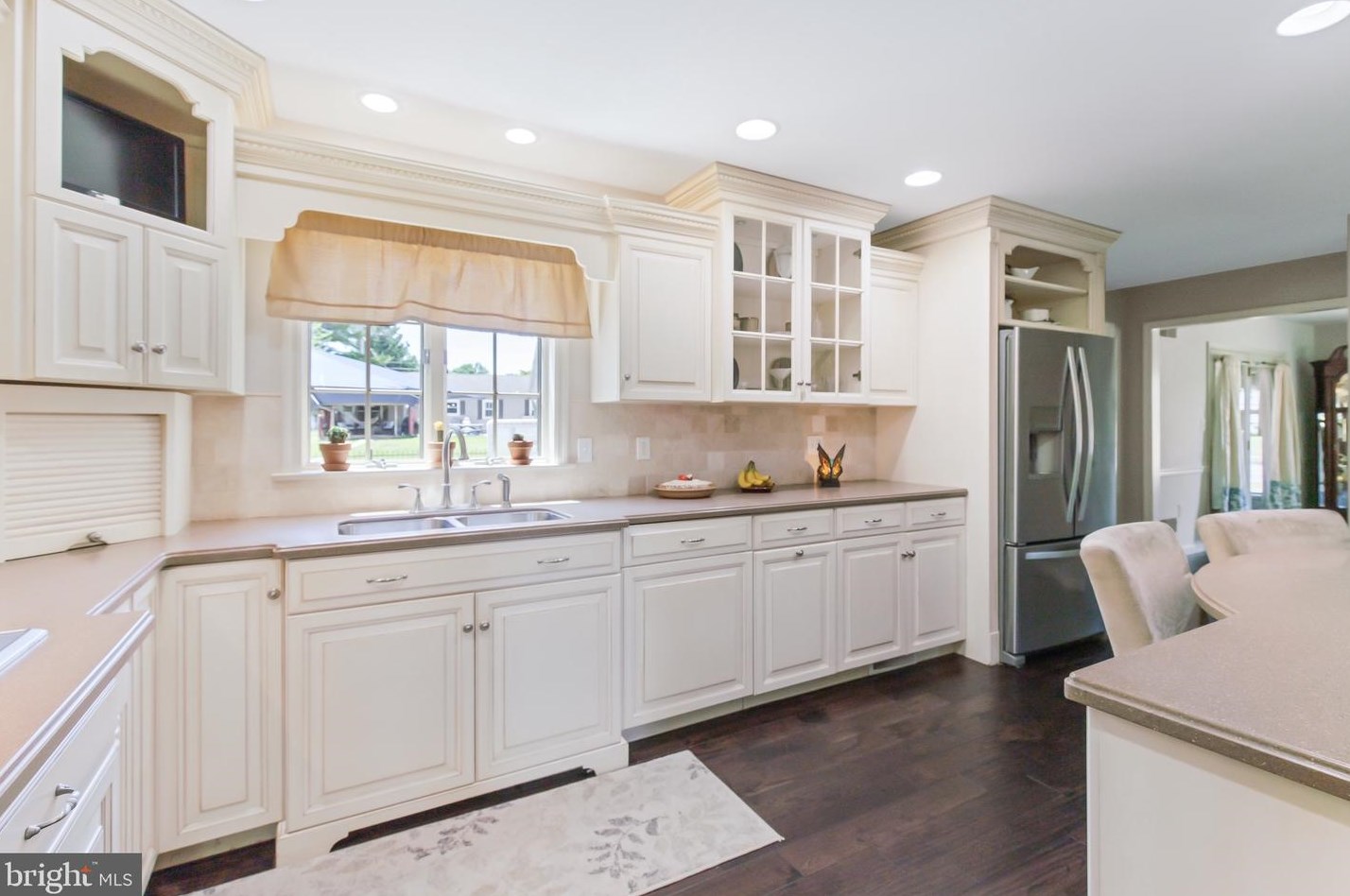 156 Park Pl, Landisville, PA 17538