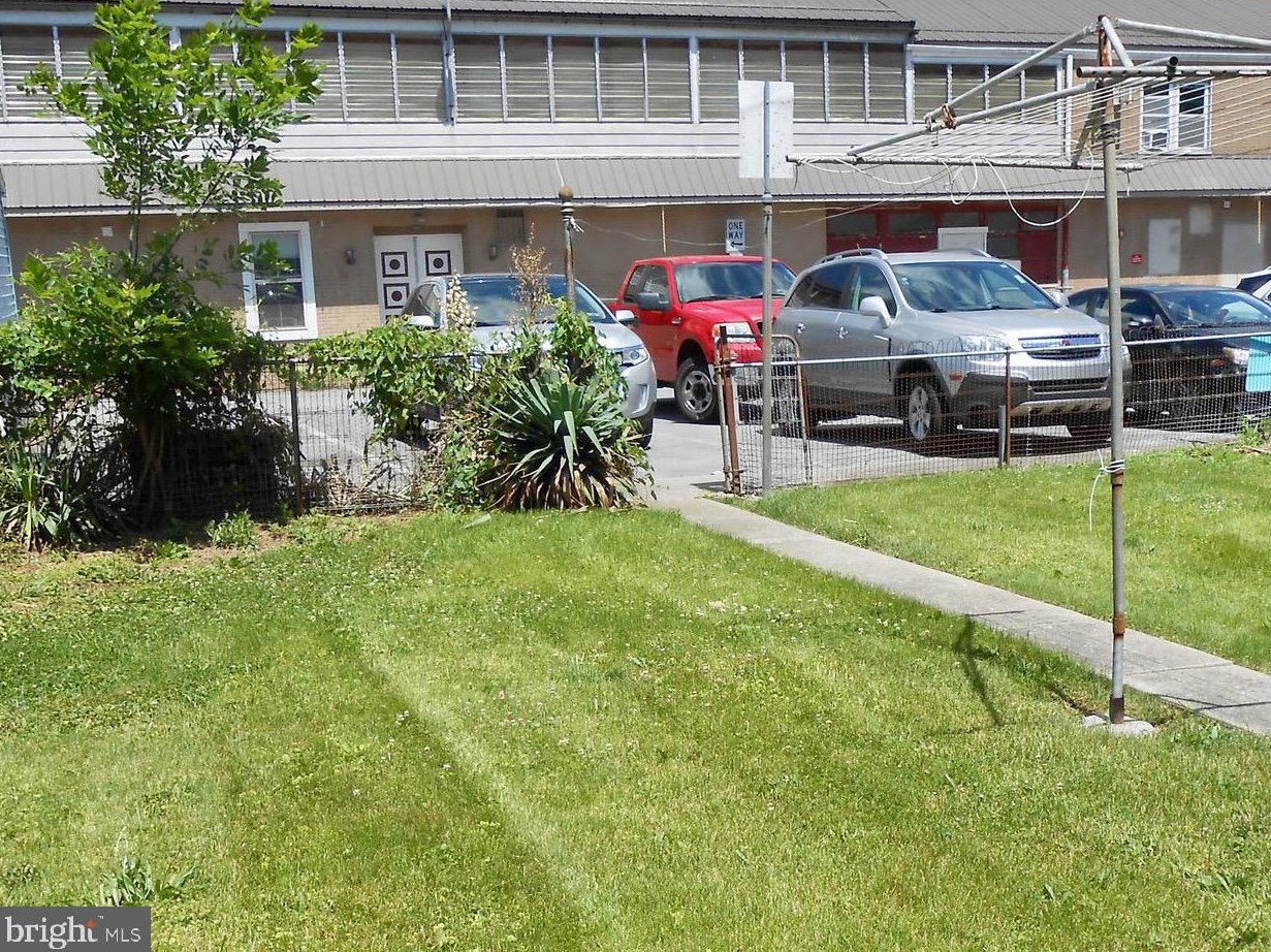 16 W Stiegel St, Old Line, PA 17545