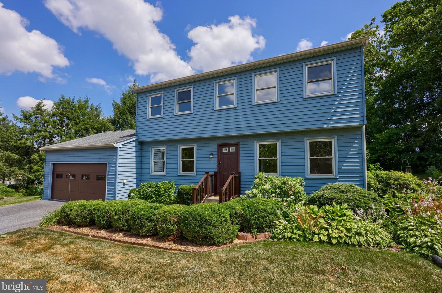 3310 Caroline Dr, East Petersburg, PA 17520