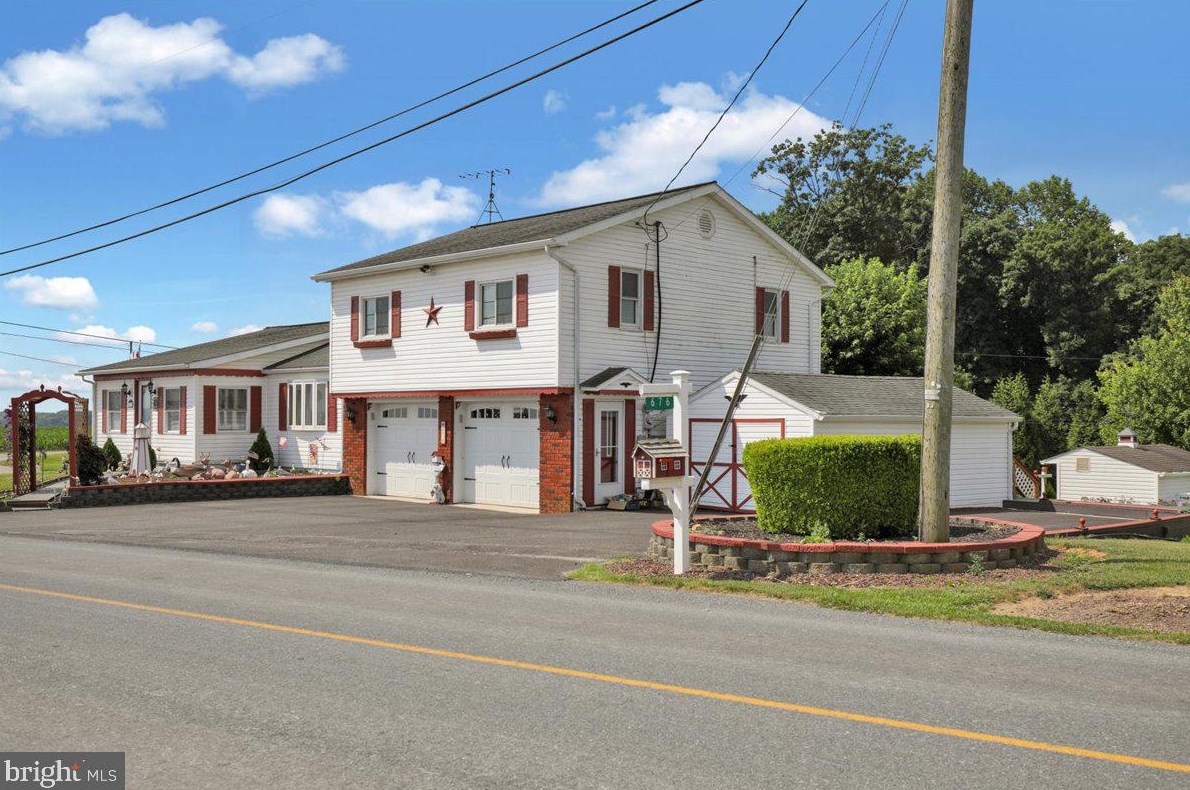 676 King Pen Rd, Colerain, PA 17536
