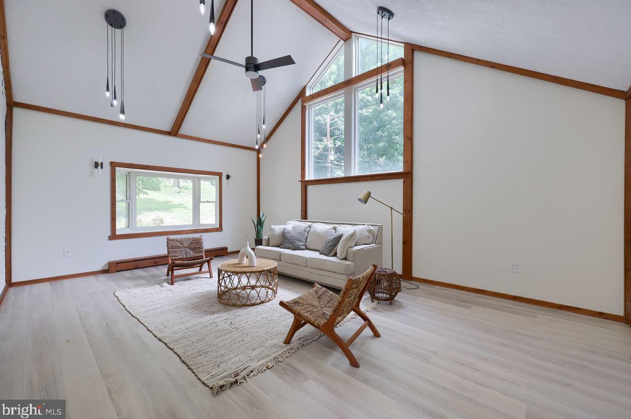 153 Ridge Ave, Ephrata, PA 17522
