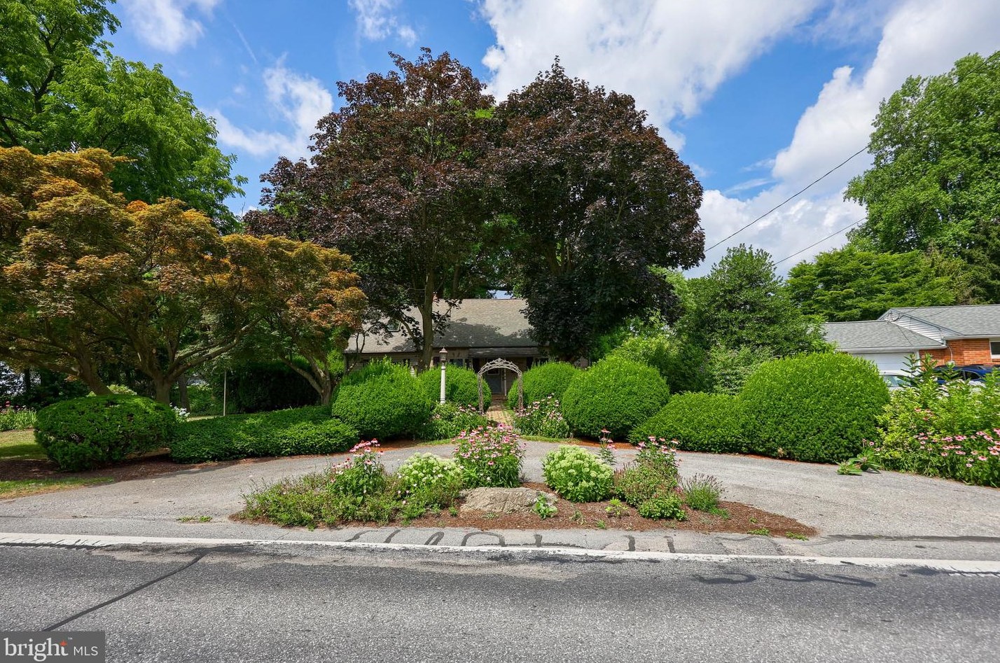 6328 Cottage Ave, East Petersburg, PA 17520