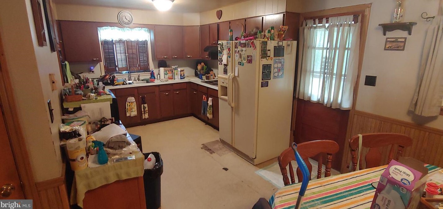 809 New St, Akron, PA 17501