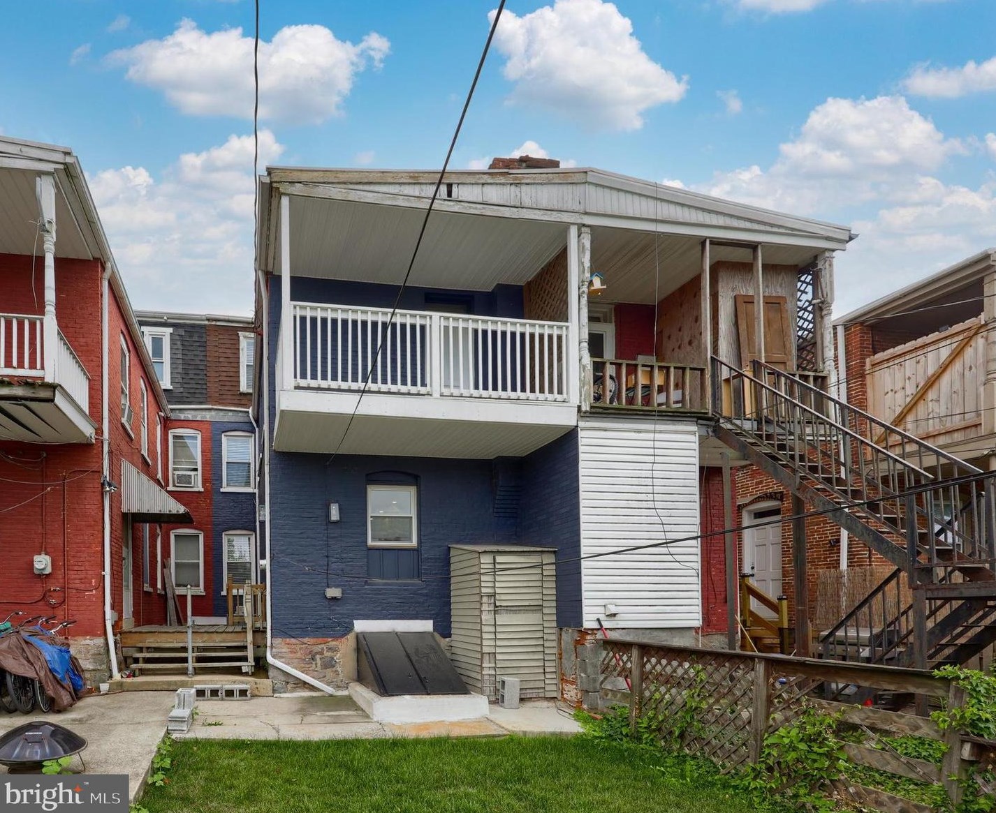 925 Orange St, Lancaster PA  17602-3213 exterior