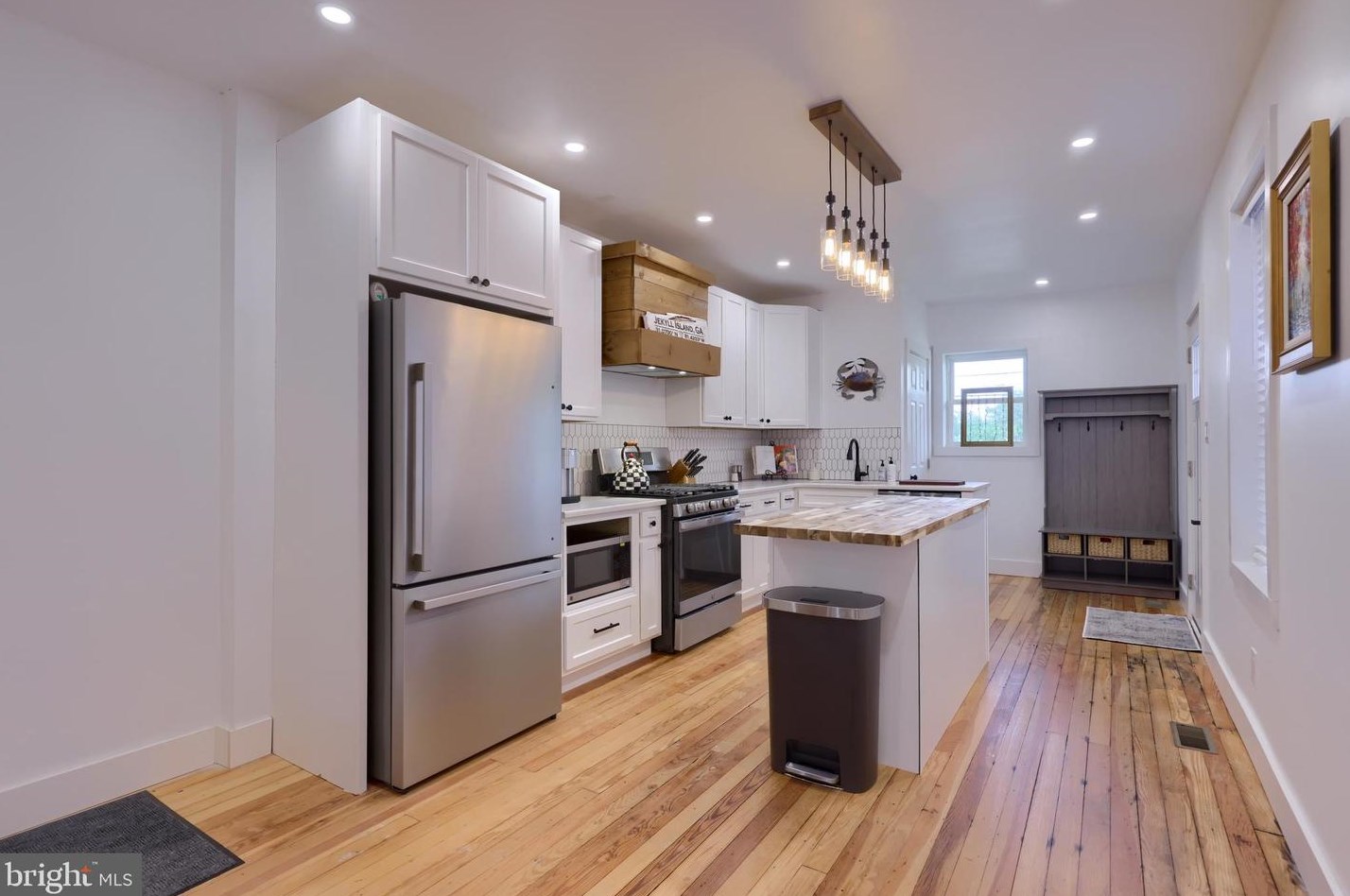 925 Orange St, Lancaster PA  17602-3213 exterior