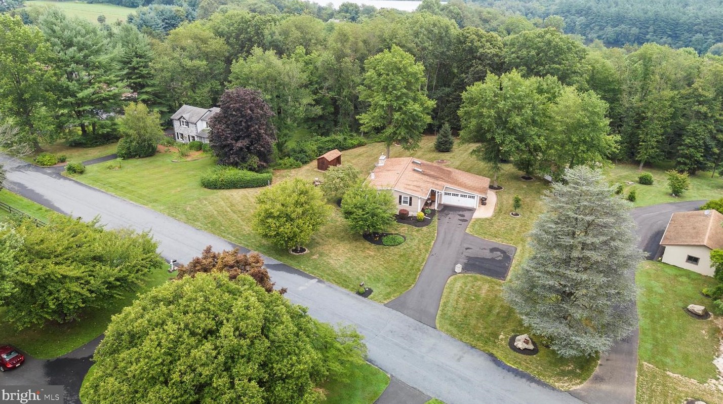 162 Long Ln, Colerain, PA 17536