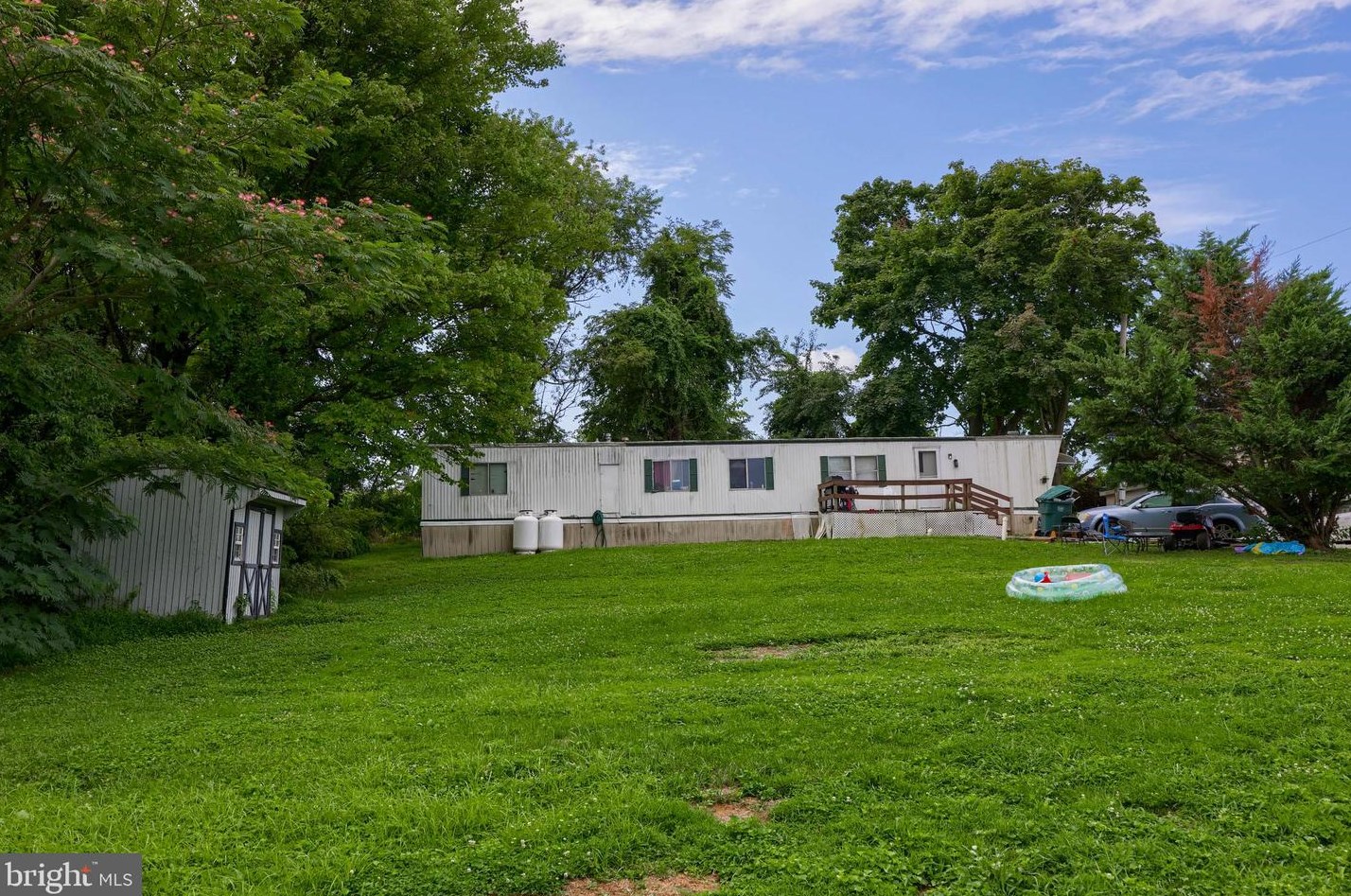 275 Black Barren Rd, Fulton, PA 17563