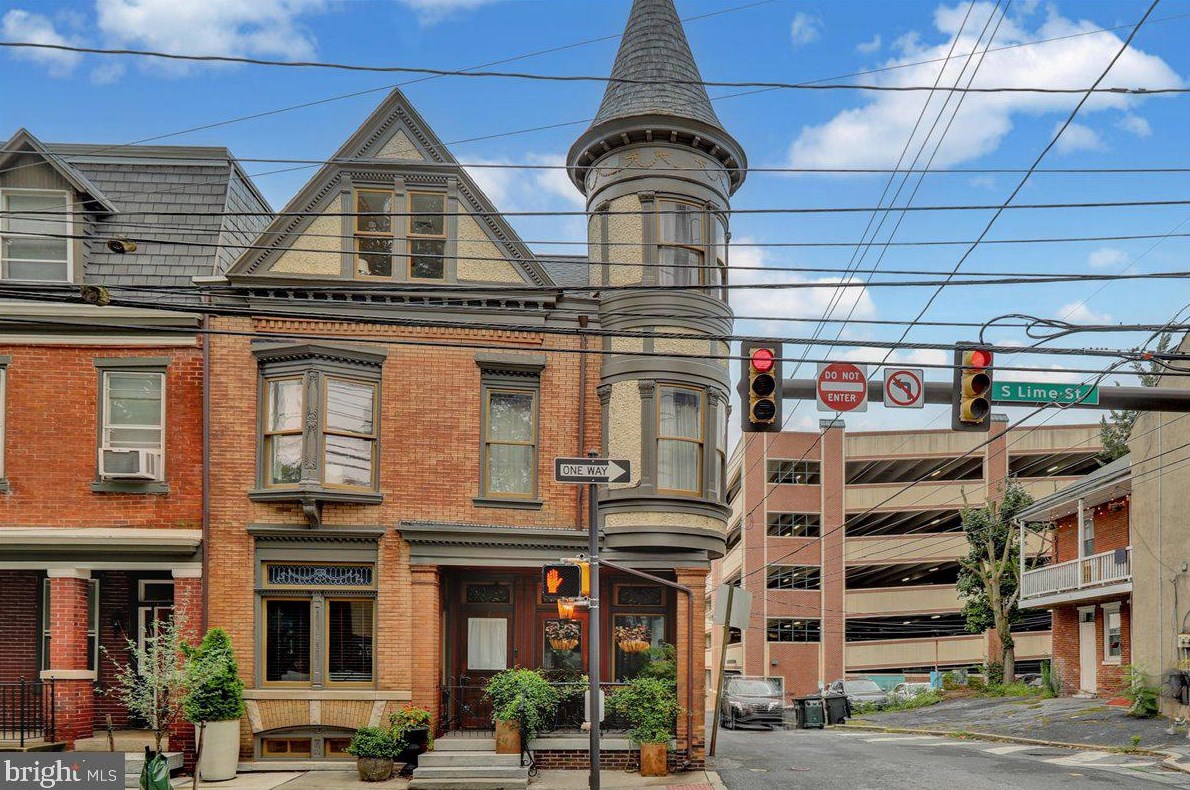 28 Lime St, Lancaster, PA 17602-2949