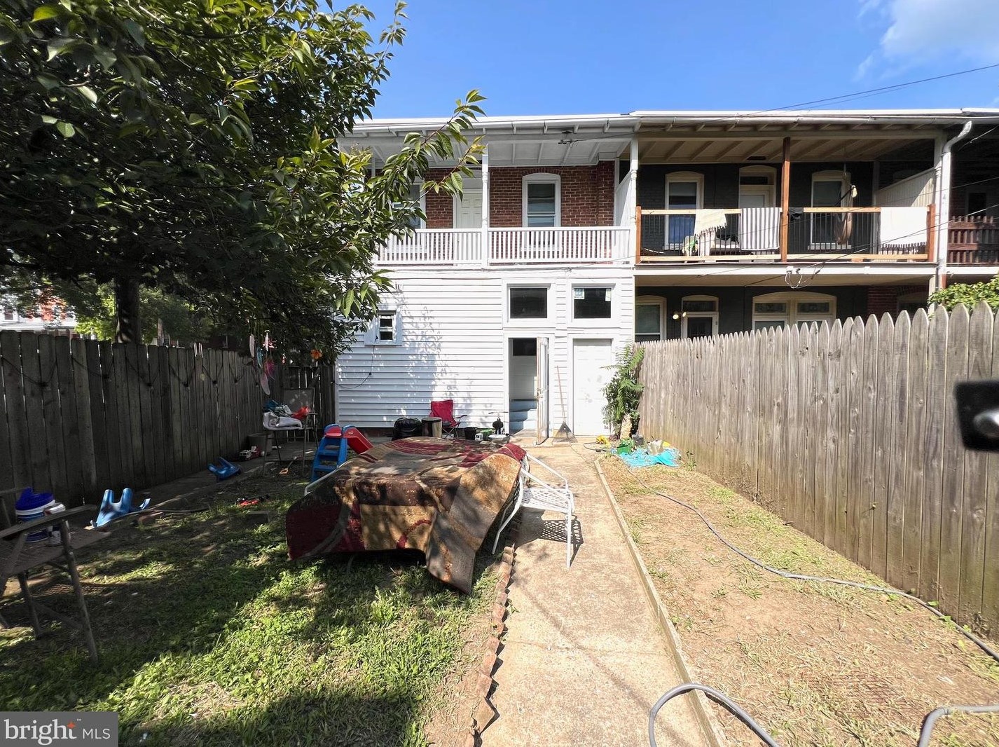 524 Plum St, Lancaster PA  17602-2325 exterior