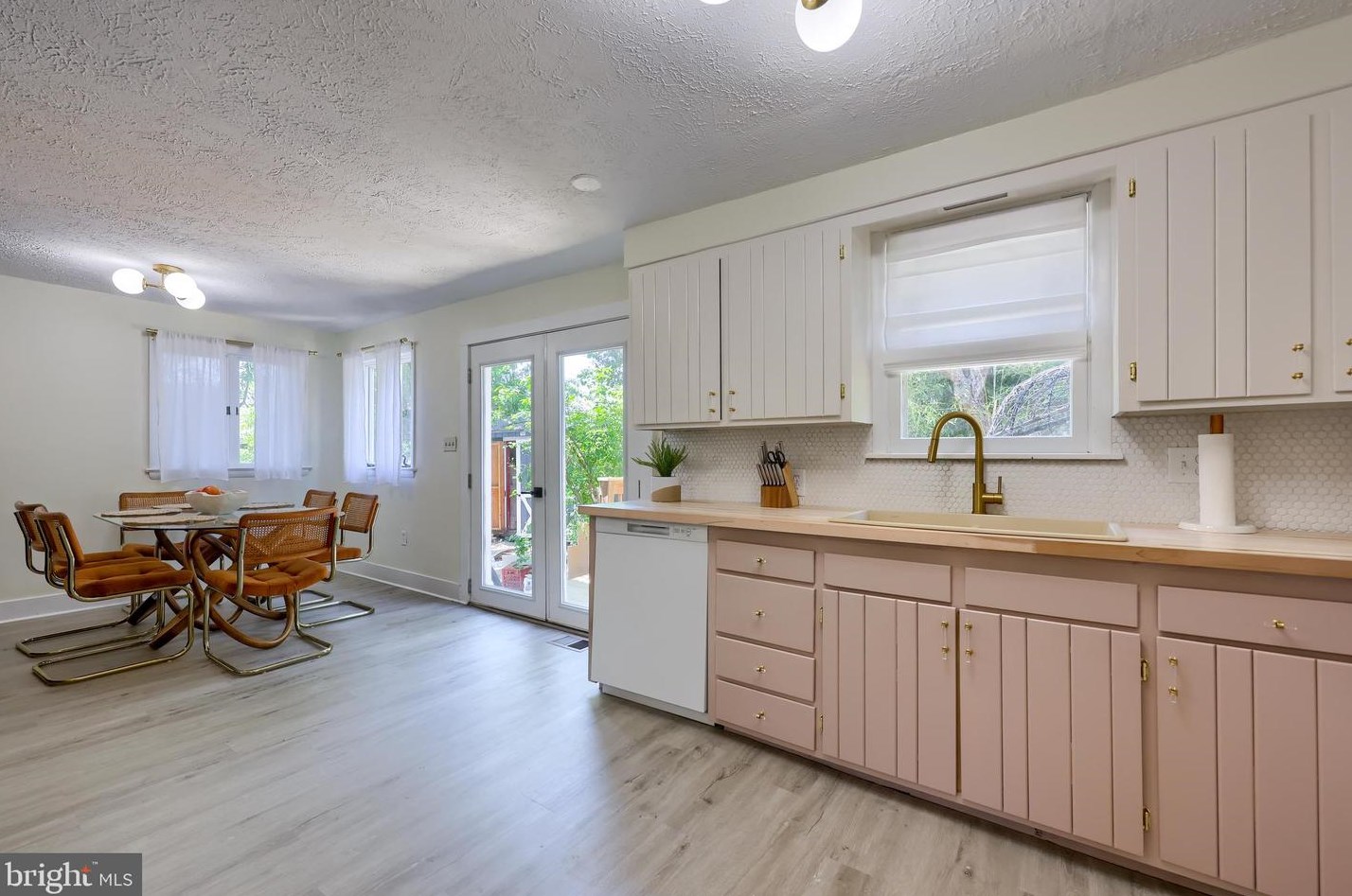 226 Duke St, Ephrata PA  17522-2030 exterior