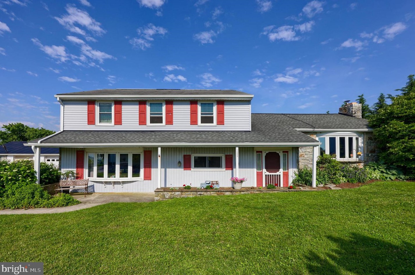 1909 Mine Rd, Lapark, PA 17562