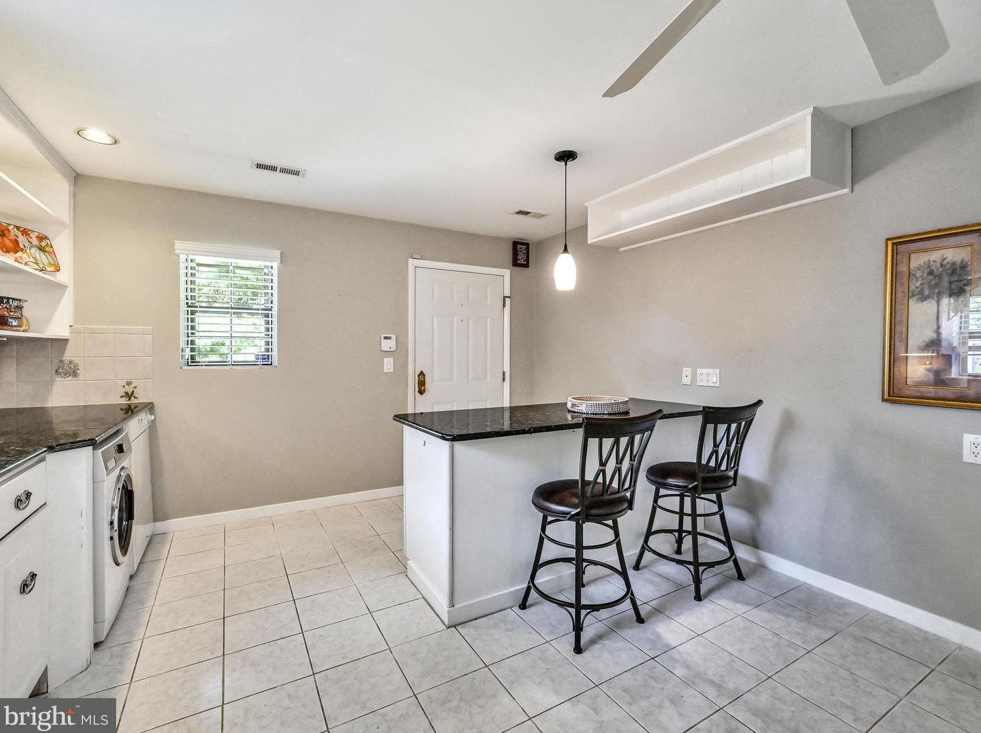 170 Valleybrook Dr, Lancaster PA  17601-4620 exterior