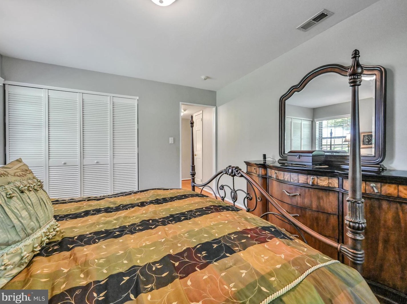 170 Valleybrook Dr, Lancaster PA  17601-4620 exterior