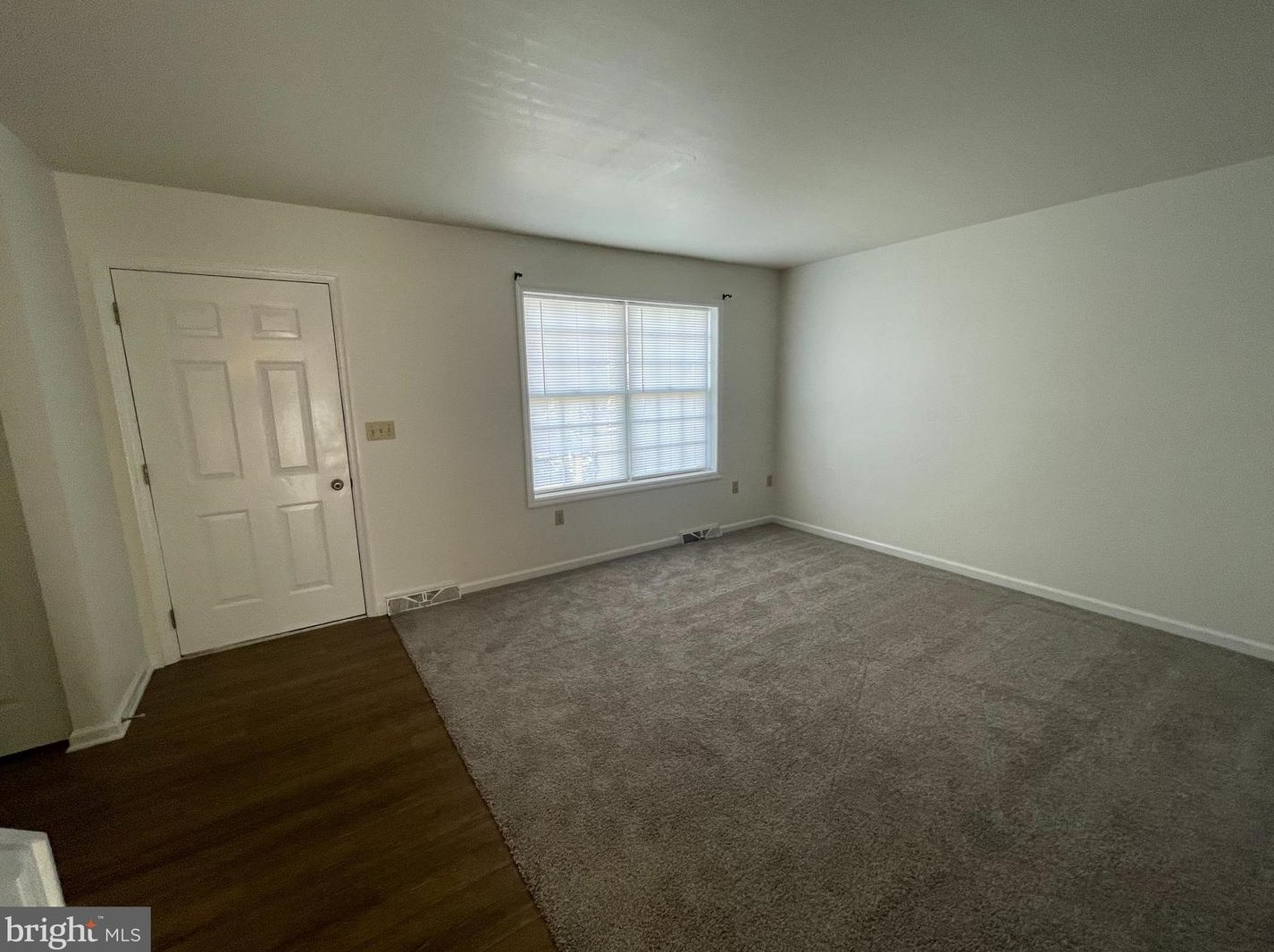 289 Greenland Dr, Lancaster, PA 17602
