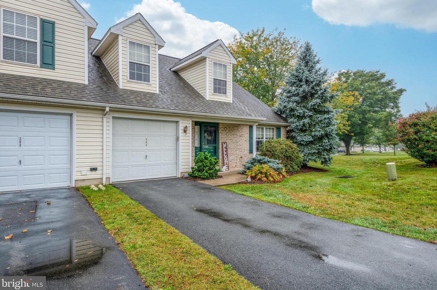 386 Farmview Ln, Mount Joy, PA 17552