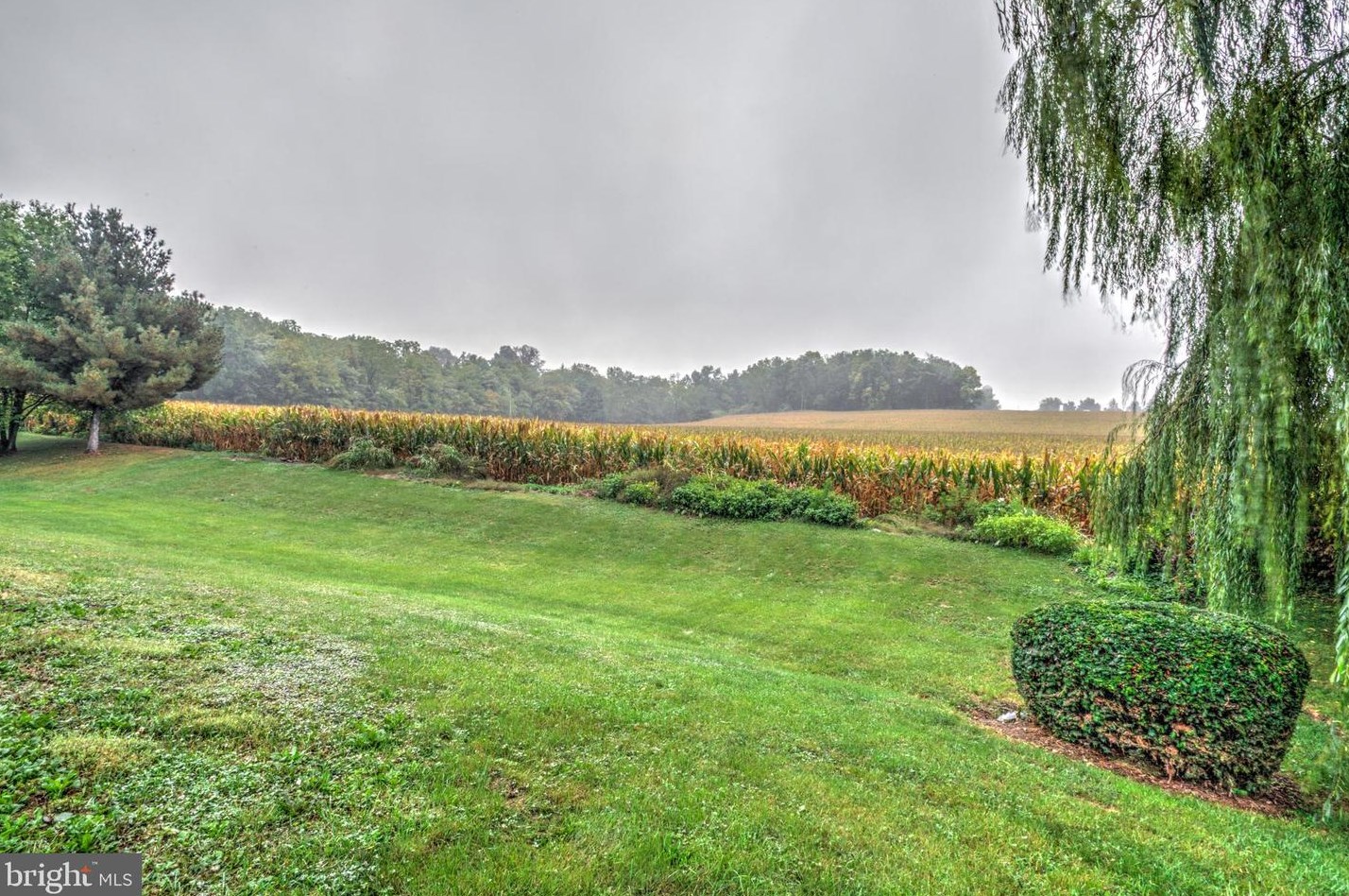 1914 Misty Dr, Mount Joy, PA 17552
