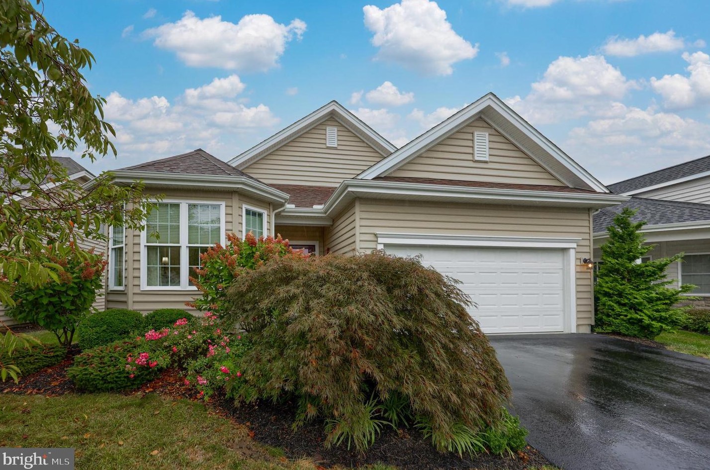 1452 Emerson Dr, Mount Joy, PA 17552