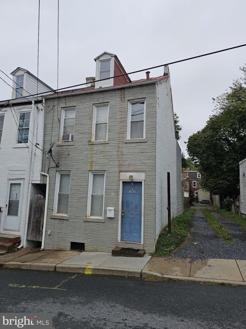 513 Lafayette St, Lancaster, PA 17603-5211
