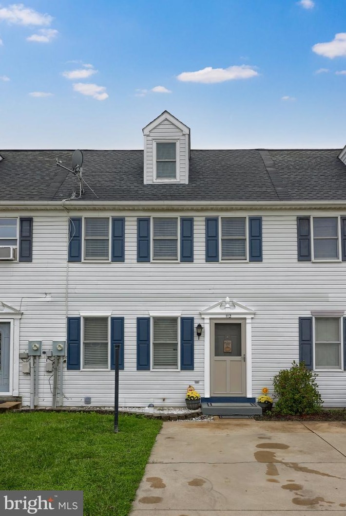 112 Ashley Dr, Ephrata, PA 17522