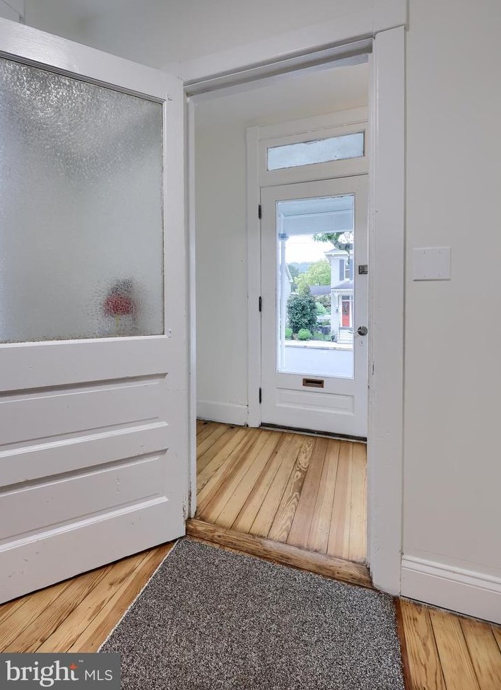 302 Market St, Marietta PA 17547-1605 exterior