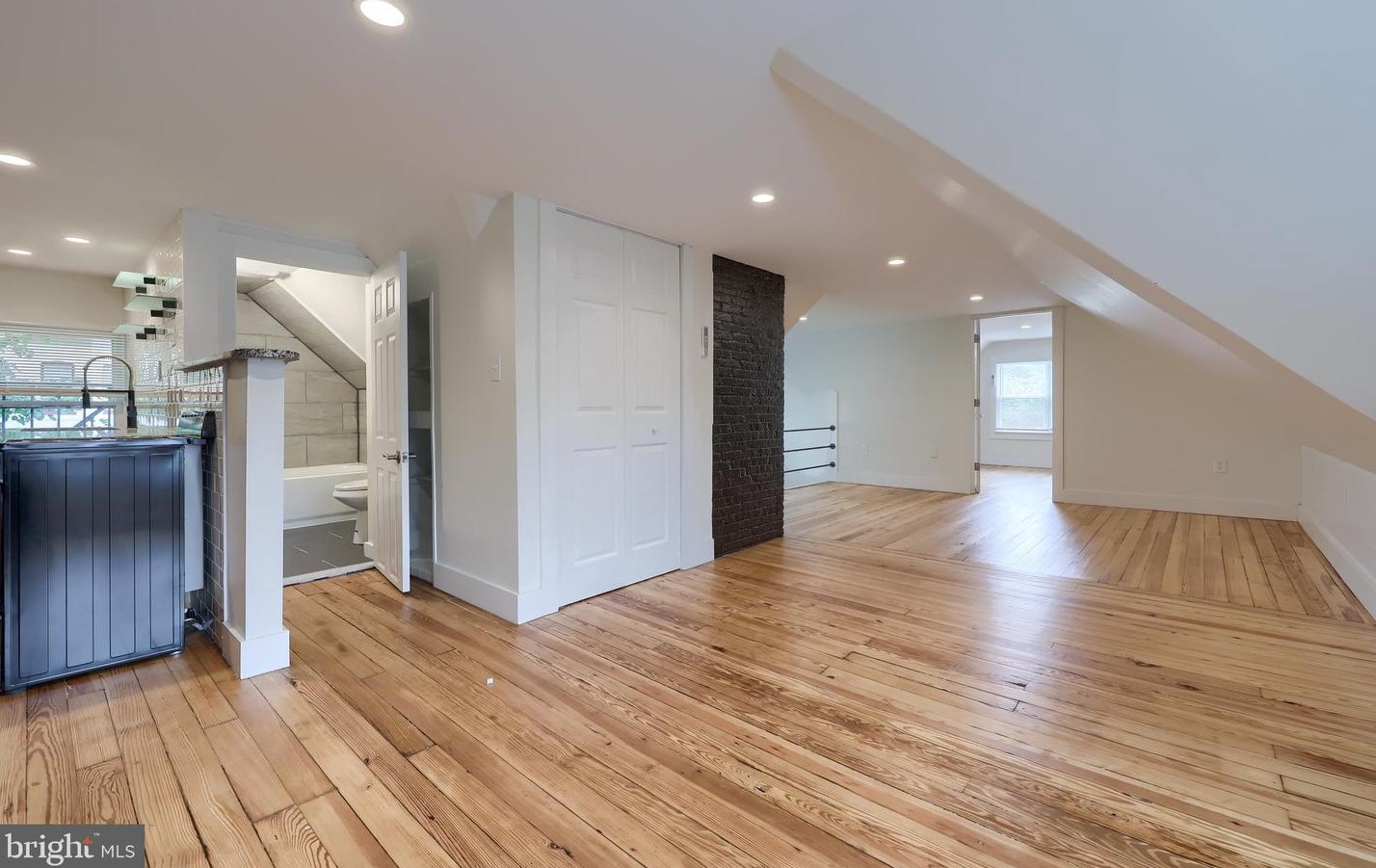 302 Market St, Marietta PA 17547-1605 exterior