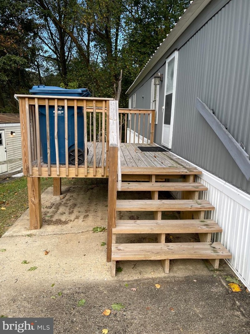 29 Park Ln #29, Holtwood, PA 17532