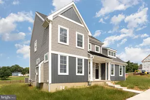 107 Sparrow Ln, Elizabethtown, PA 17022 - Photo 2