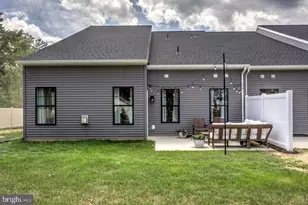 102 Village Dr, Millersville, PA 17551 - Photo 22