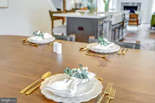 102 Village Dr, Millersville, PA 17551 - Photo 8