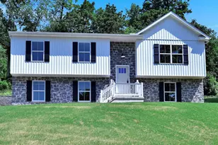 520 Betty Ln, Columbia, PA 17512 - Photo 1