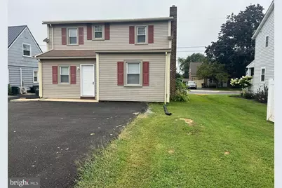 144 W Conestoga Street, New Holland, PA 17557 - Photo 2