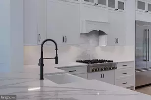 421 Southampton Dr, Lititz, PA 17543 - Photo 10