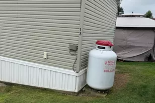 13 Hilltop Ave, Akron, PA 17501 - Photo 4