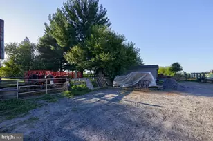 2596 Old Philadelphia, Bird in Hand, PA 17505 - Photo 24