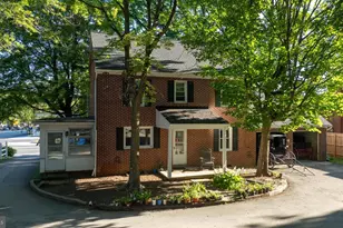 2596 Old Philadelphia, Bird in Hand, PA 17505 - Photo 2