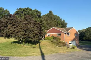 2460 Honeysuckle Ln, Lancaster, PA 17603 - Photo 44